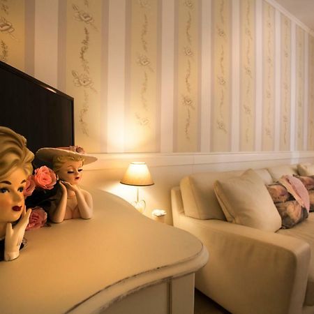 ヴェローナCasa Di Charme "Rosa-Rosae"アパートメント エクステリア 写真